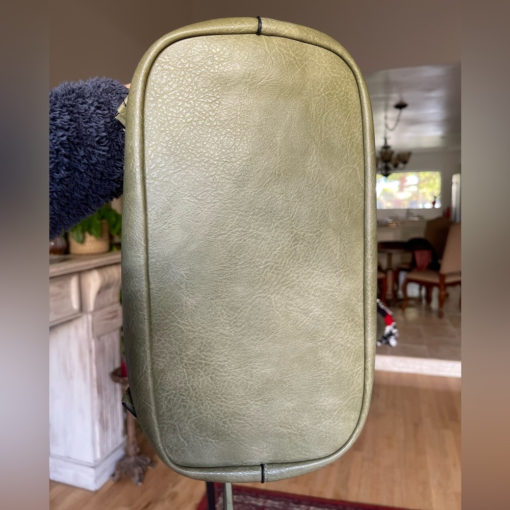 Olive Green Leather Bucket Bag w/ Stylish Zippered Pockets - Picture 9 of 12